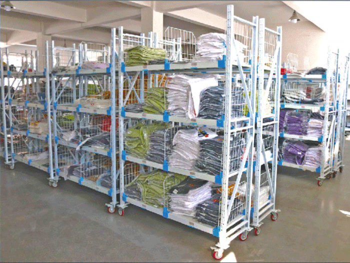 Shelf dividers for warehouse